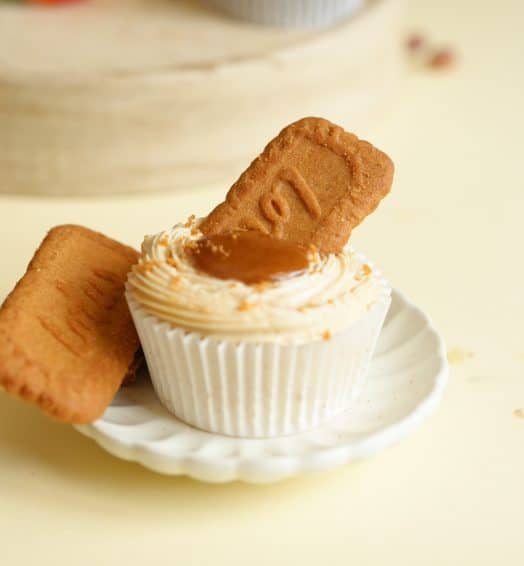 Vanilla Biscoff Cupcake